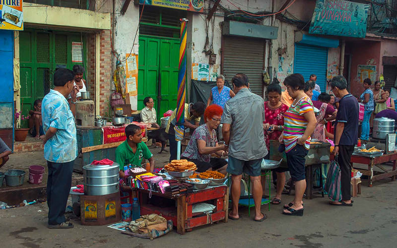 ভোরের Tiretta Bazaar - টেরিটি বাজার