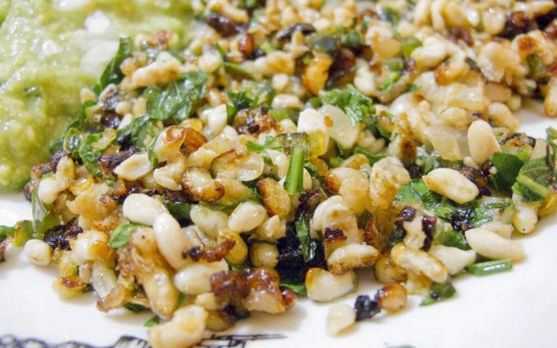 এস্কামোলেস