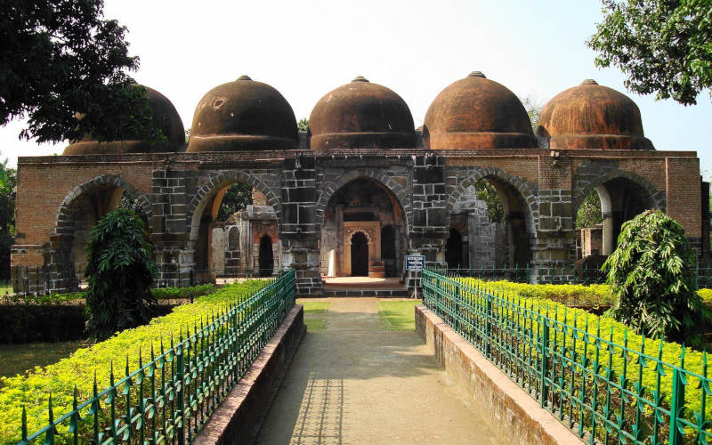 মুসলিম শাসনকালে ত্রিবেণী